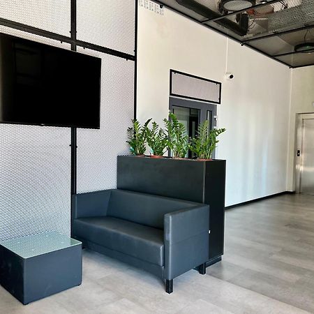 Legnicka Business Apartments Βρότσλαβ Εξωτερικό φωτογραφία