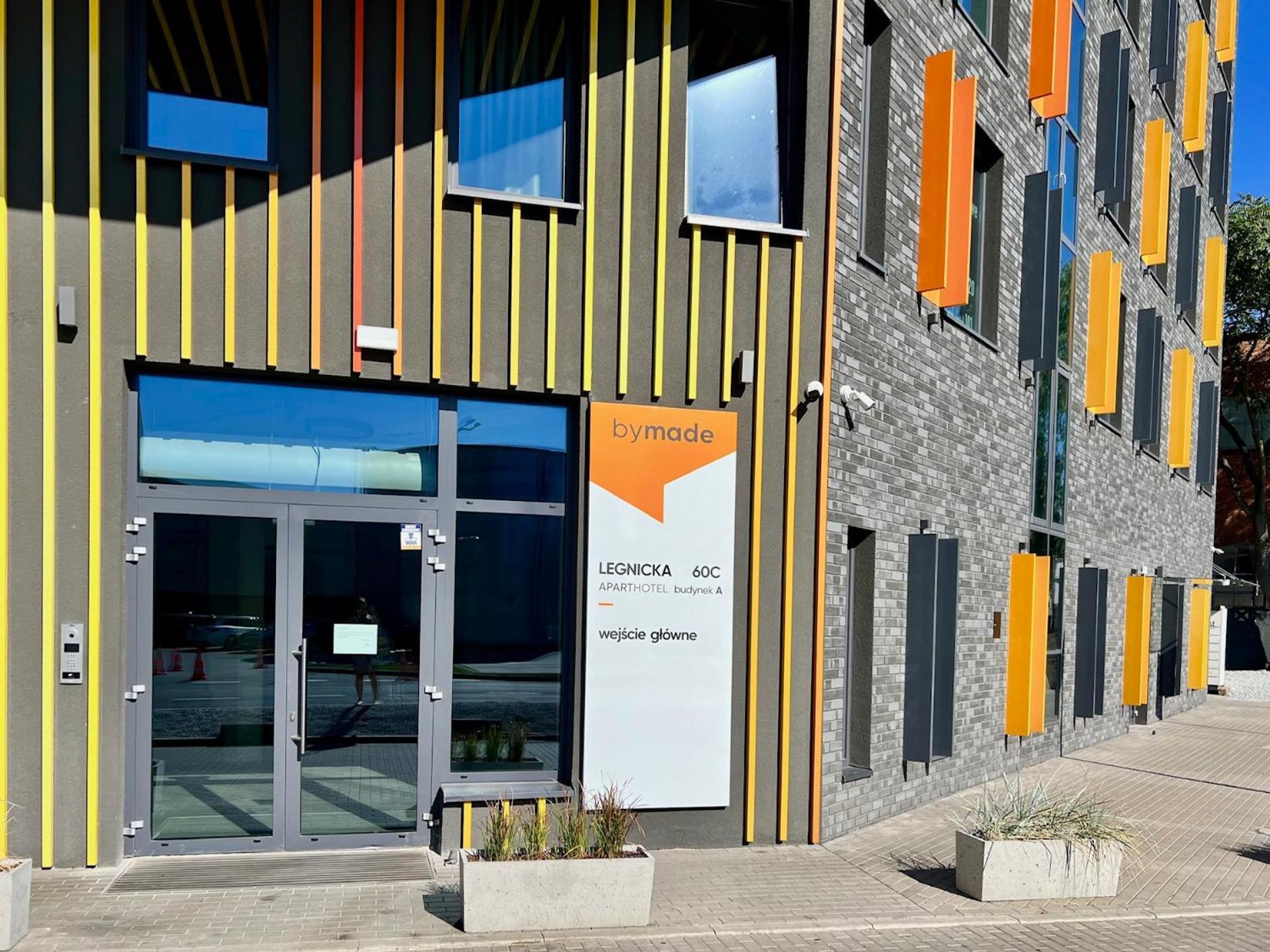 Legnicka Business Apartments Βρότσλαβ Εξωτερικό φωτογραφία